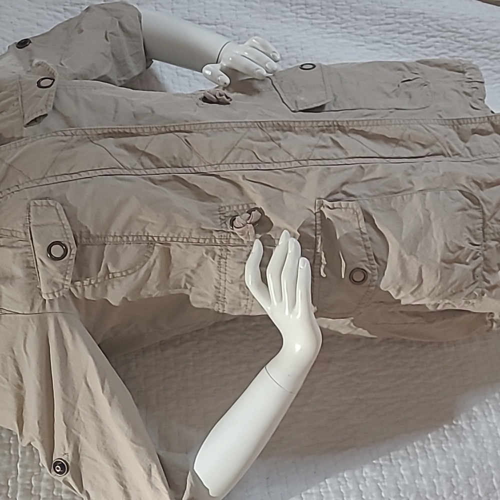 UK2LA Spring Coat - Picture 2 of 10